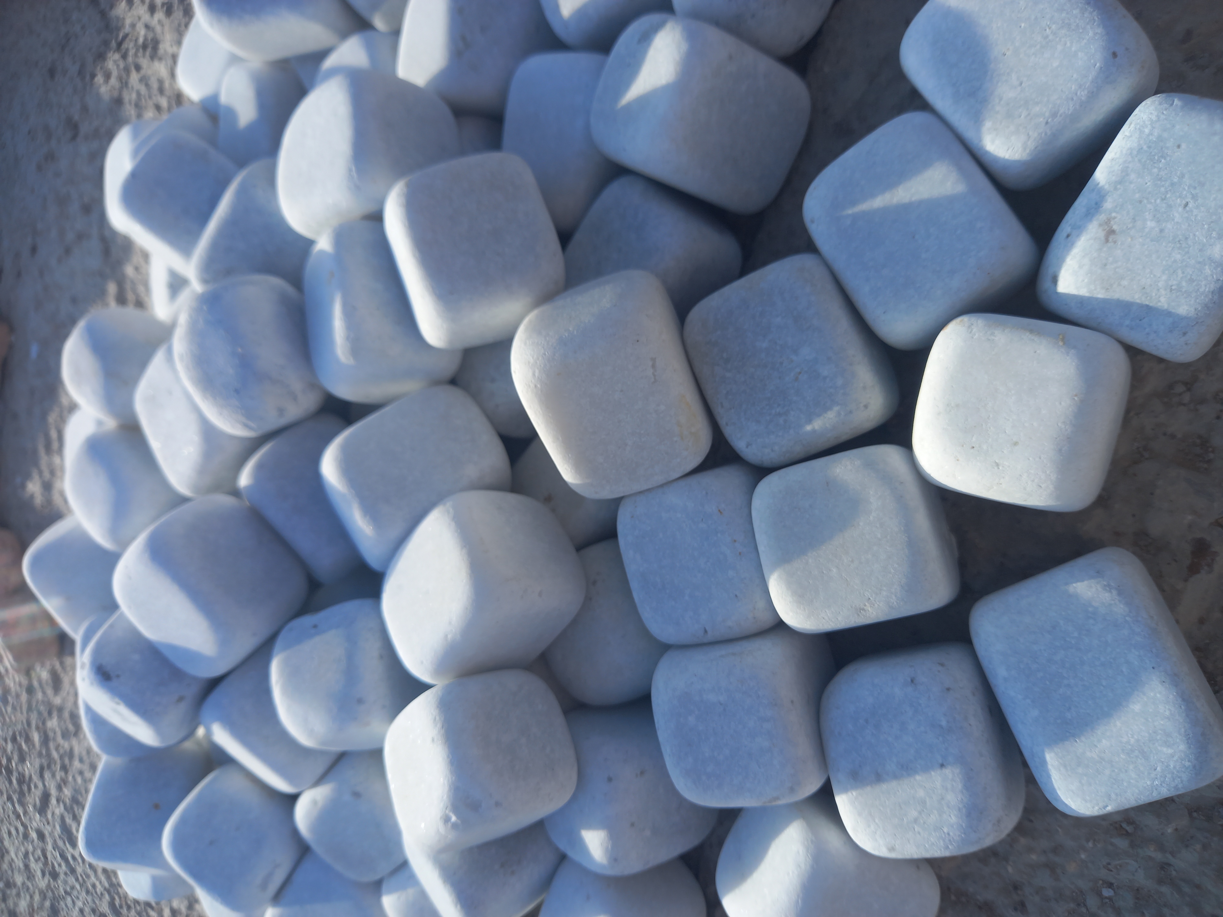 قلوه سنگ مکعبی